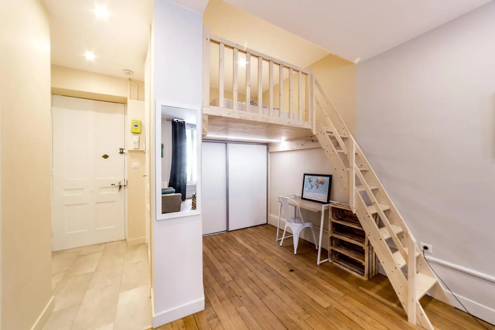 Διαμέρισμα Cosy Entierement Renove Idealement Place Ail Λυών